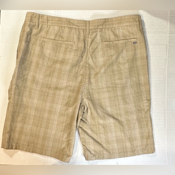 Hurley Tan Plaid Men’s Chino Short Beach Summer Surf Swimming Size 38 Preowned - Picture 2 of 7